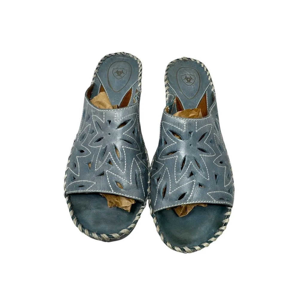 🔥Ariat 🦋💙🦋Blue Leather Laser Cut Floral Wedge Slide Sandals Mules Size‎ 8B